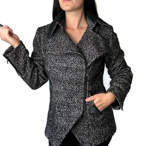 Trina Turk Black & White Tweed Wool Blend Coat Size 8 - Picture 1 of 7
